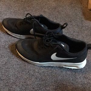 Nike Thea tennis shoes